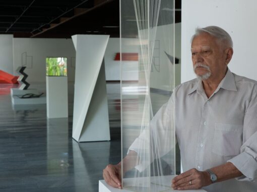 A arte plural de Sérvulo Esmeraldo A arte plural de Sérvulo Esmeraldo
